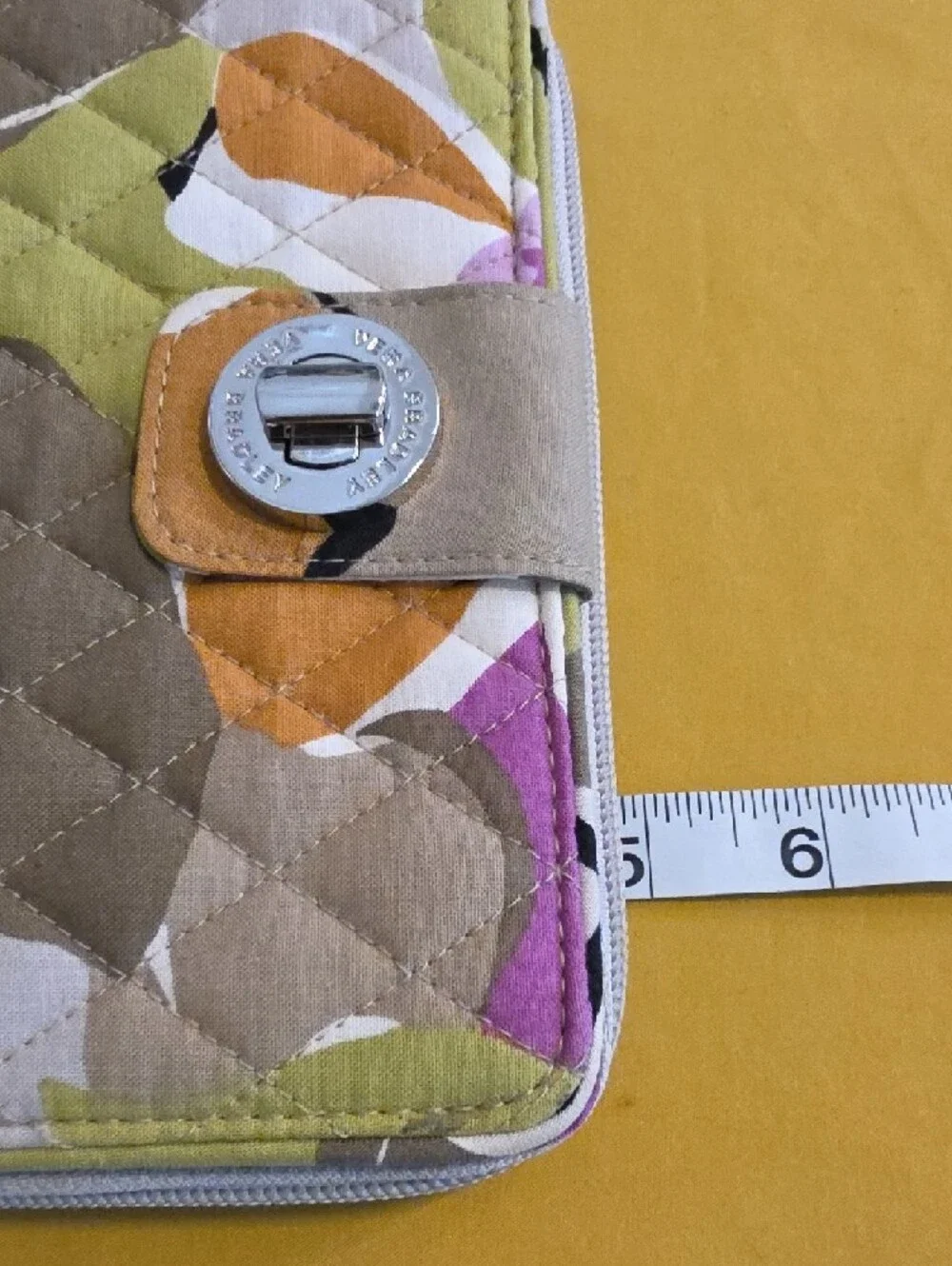 Vera Bradley Turnlock Clutch Wallet w/ Retired Portobello Road Floral Pattern